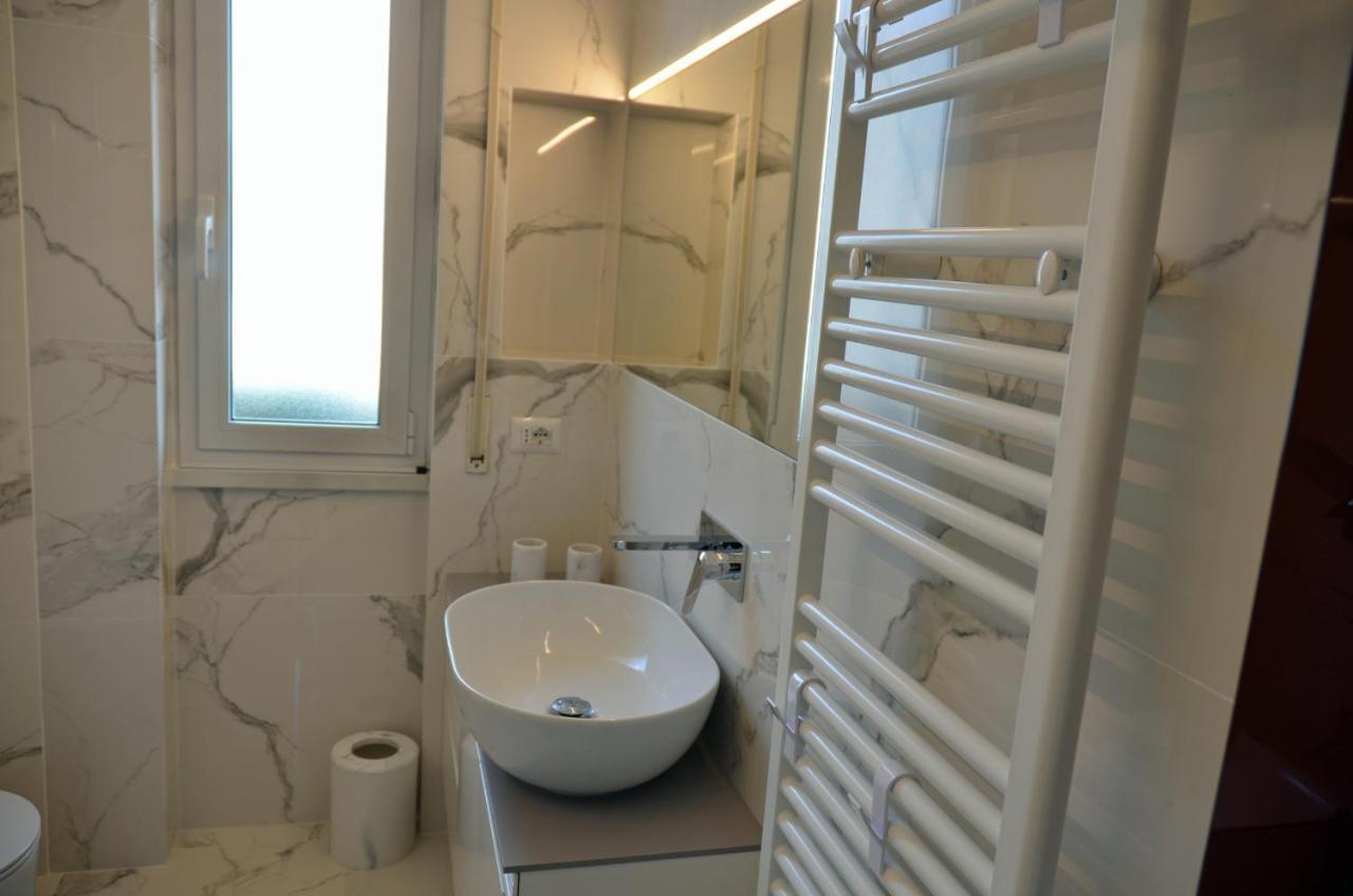 Youhosty - Savona 94 A ミラノ エクステリア 写真